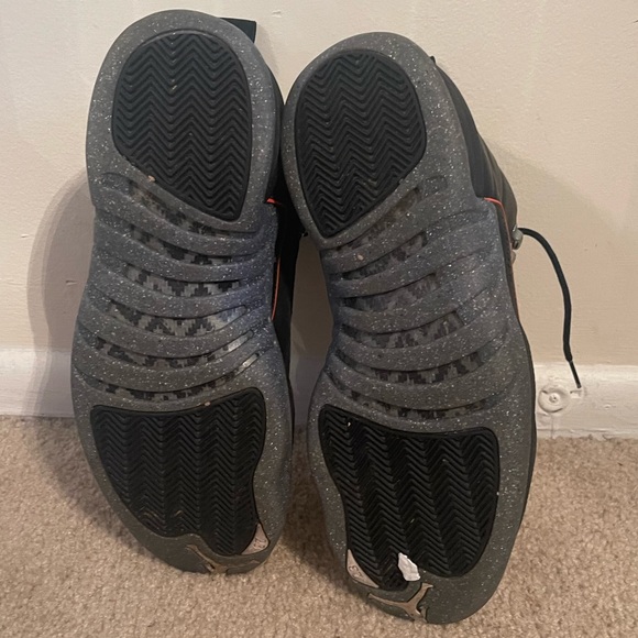 AIR JORDAN 12 UTILITY - Picture 3 of 3